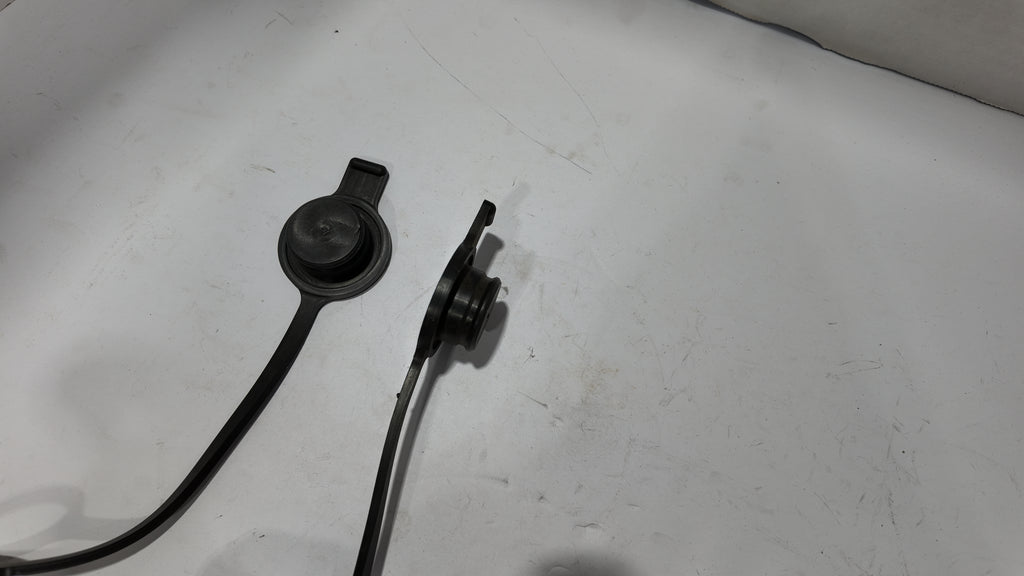 A-5205-6 | 1" FM Dust Plug