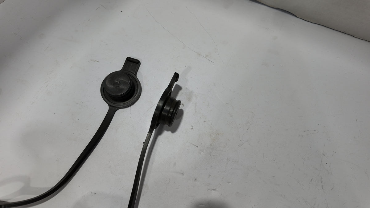 A-5205-6 | 1" FM Dust Plug