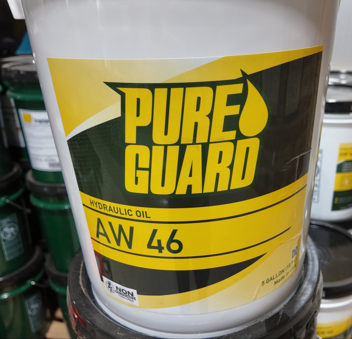 (White) AW46 Hyd. Fluid