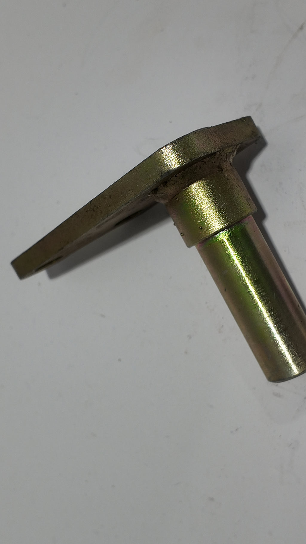 TA00039490B | Bad Boy Lower Link Pin Right-Hand Assembly