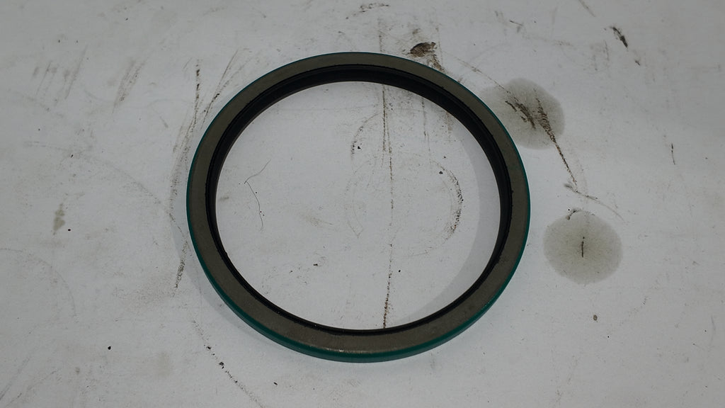 AH112883 | John Deere Internal Oil Seal