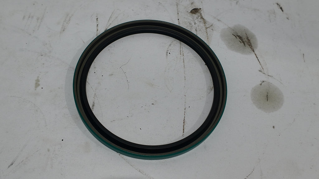 AH112883 | John Deere Internal Oil Seal